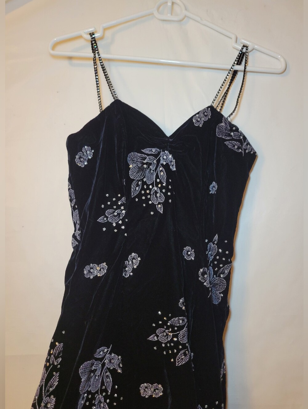 Black Velvet Floral Embroidered Maxi Dress - Picture 4 of 5